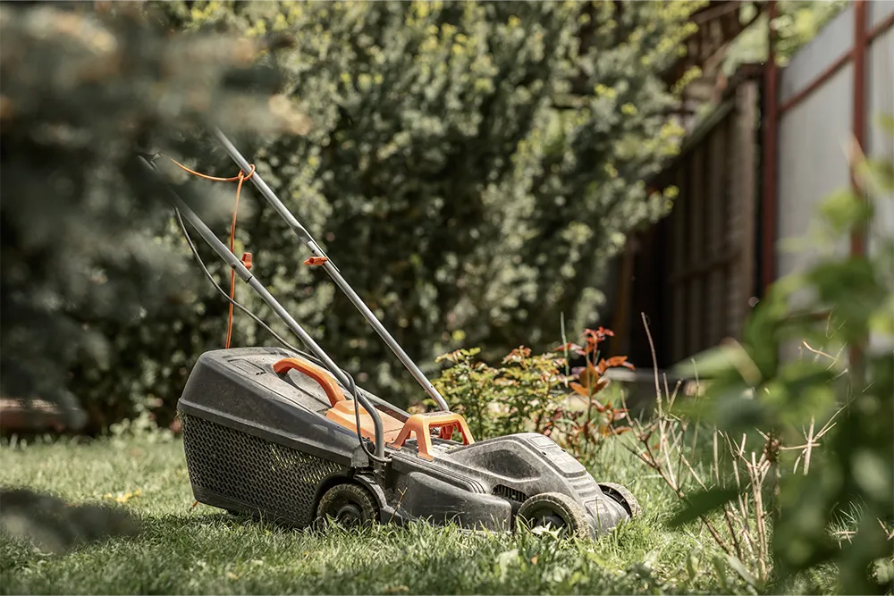 2.cordless electric lawnmower