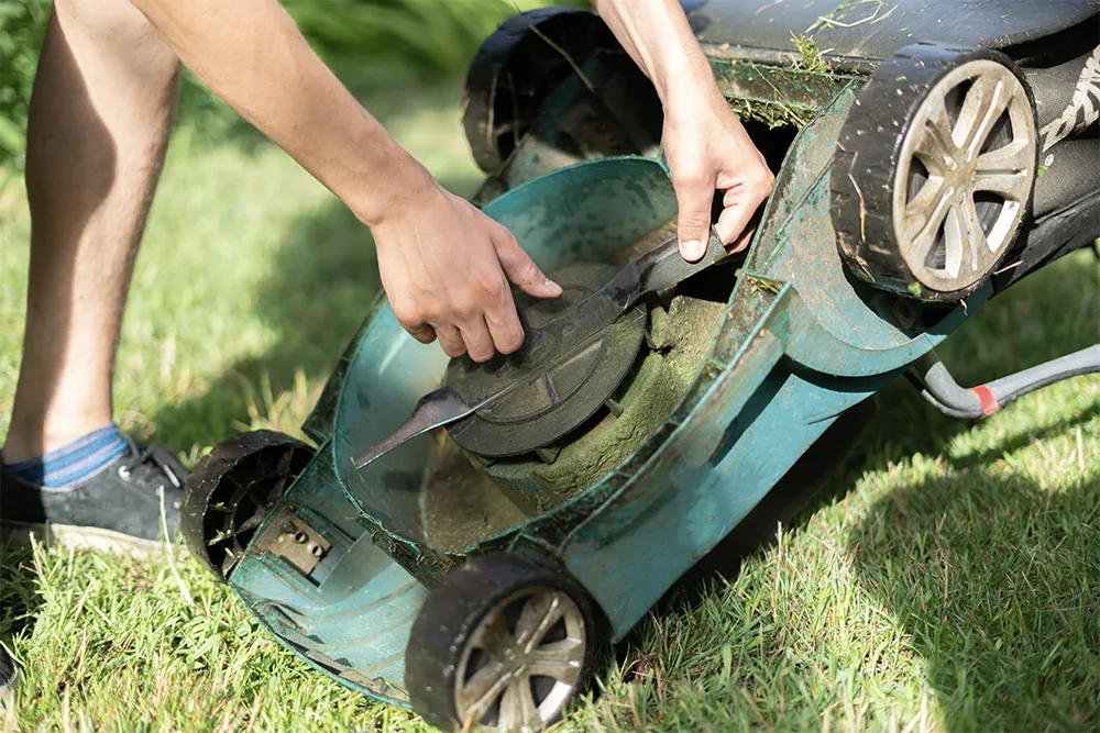 sharp lawn mower blades matter1